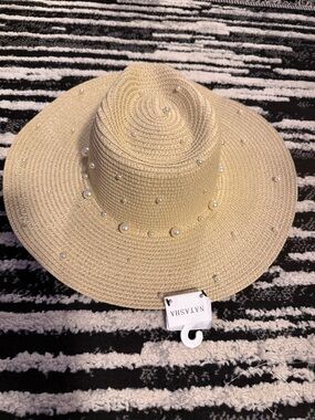 Natasha Couture Pearl-Trim Straw Sun Hat - Cream